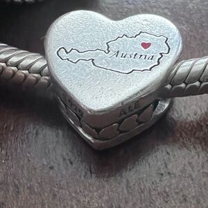 Pandora Austria Charm